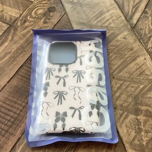 Casely Monochrome Bow Pattern IPhone 14 Pro Case